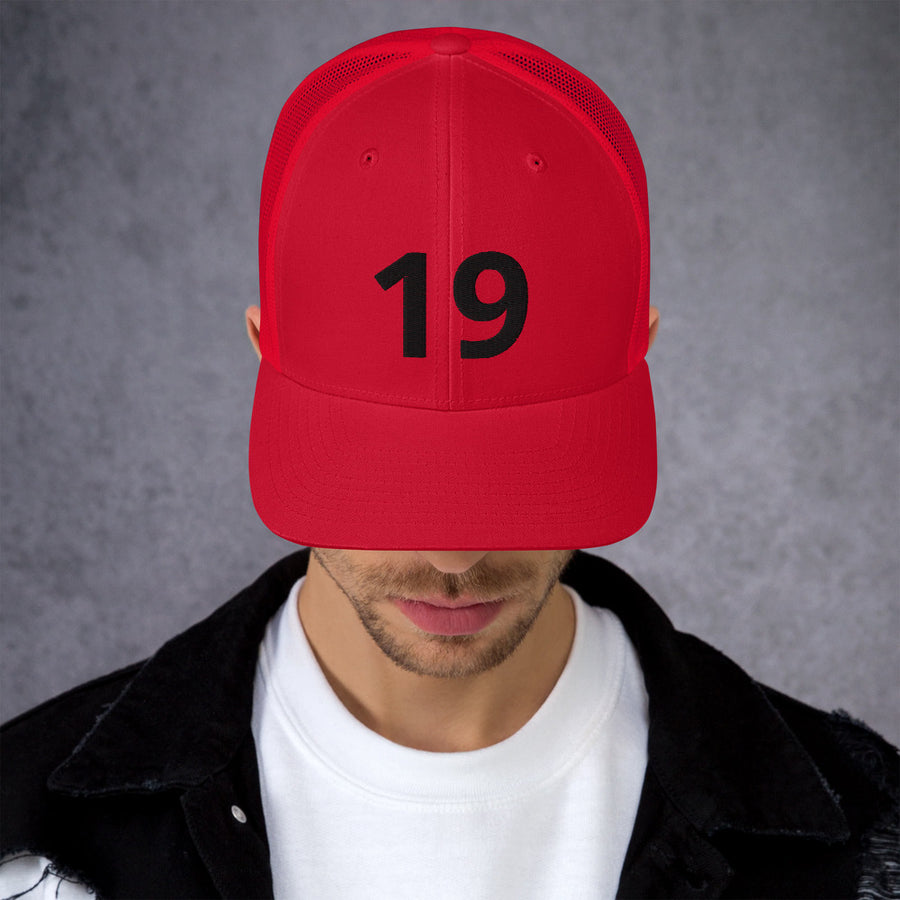 19 Trucker Cap